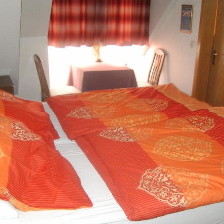 Monteurhotel Garni Alter Olper Hof リンドラー エクステリア 写真