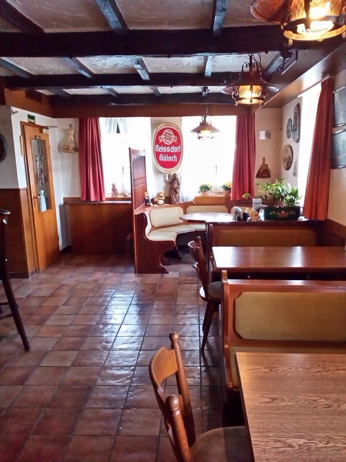 Monteurhotel Garni Alter Olper Hof リンドラー エクステリア 写真