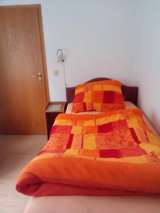 Monteurhotel Garni Alter Olper Hof リンドラー エクステリア 写真